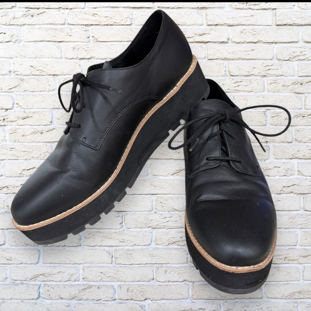 Like New Eileen Fisher Eddy Derby Black Leather Wedge Loafer Oxfords - Size 9 - Picture 2 of 7